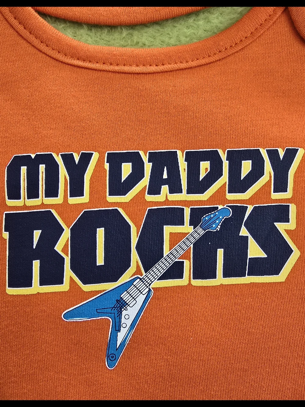 NWT ‐ Baby BOYS - Carter's BIB - My Daddy Rocks - Orange & Blue + GUITAR (Q4)